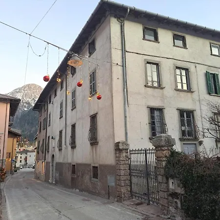 Black Dolomyte Apartment Apartment *