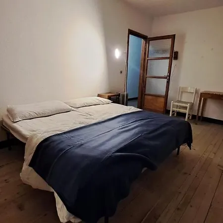 Black Dolomyte Apartment * Schilpario