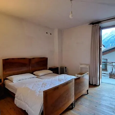 Apartment Black Dolomyte Apartment *