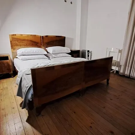 Black Dolomyte Apartment Apartment